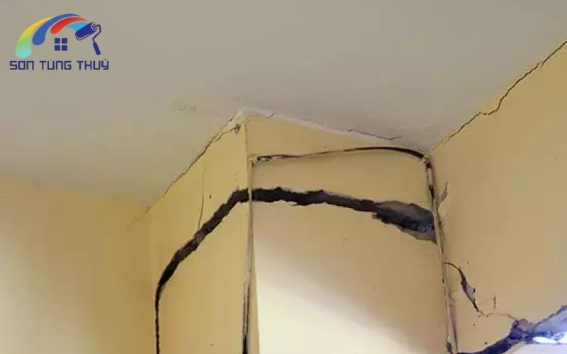 nguyên nhân nứt góc trần nhà